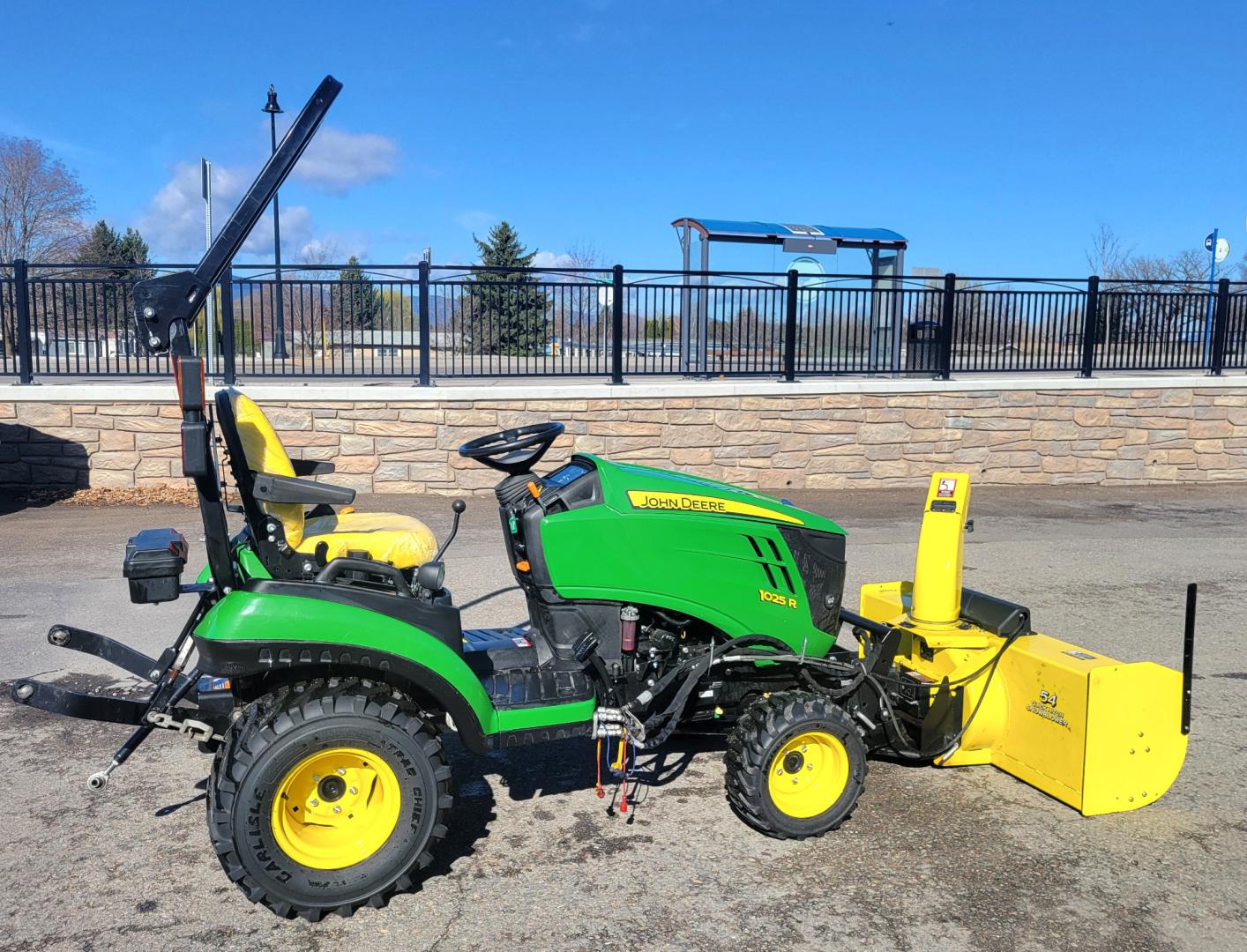 2018 Green /Yellow John Deere 1025R with an 3TNV80F-NCJT engine, Hydrostatic transmission, located at 450 N Russell, Missoula, MT, 59801, (406) 543-6600, 46.874496, -114.017433 - Only 106 Hours. Really Nice 2018 John Deere 4Wheel Drive 1025R Diesel Tractor. 25HP. Comes with John Deere 54" Front Snow Blower. Has Owners Manuals for the Tractor and the Blower. Lots of Specs one the pictures page. Excellent Condition. Plastic has never been off the seat. Does Not come with any o - Photo#0